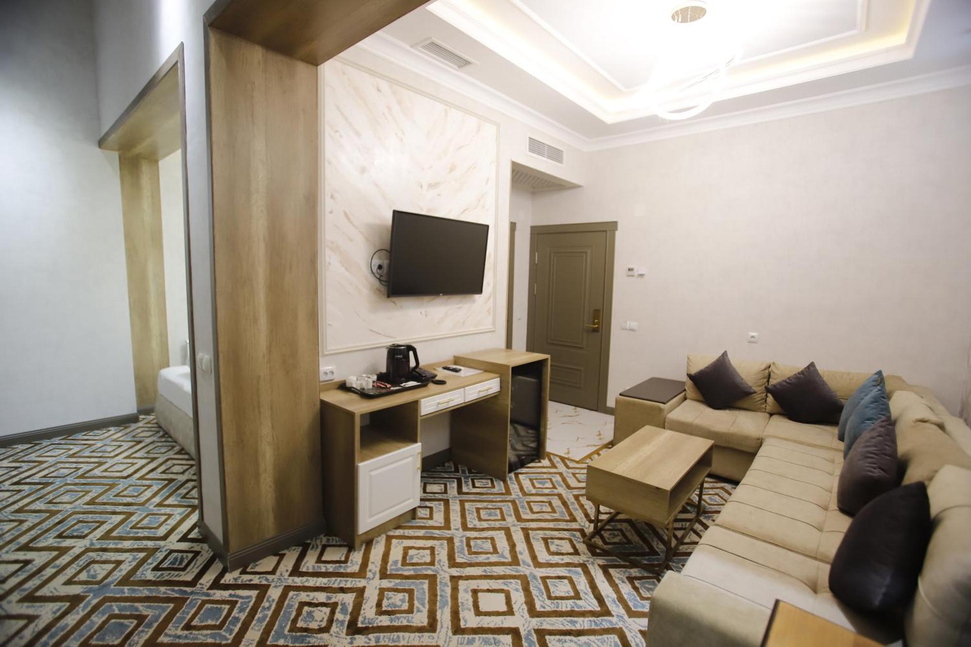 Khan Palace Turkistan Ngoại thất bức ảnh